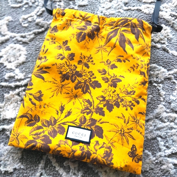 Gucci pouch - Picture 1 of 5